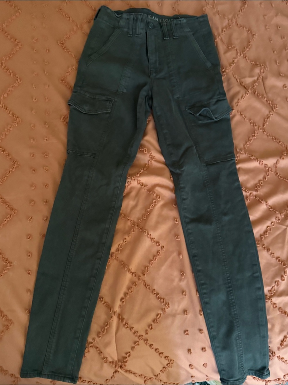 Woman’s American Eagle pants